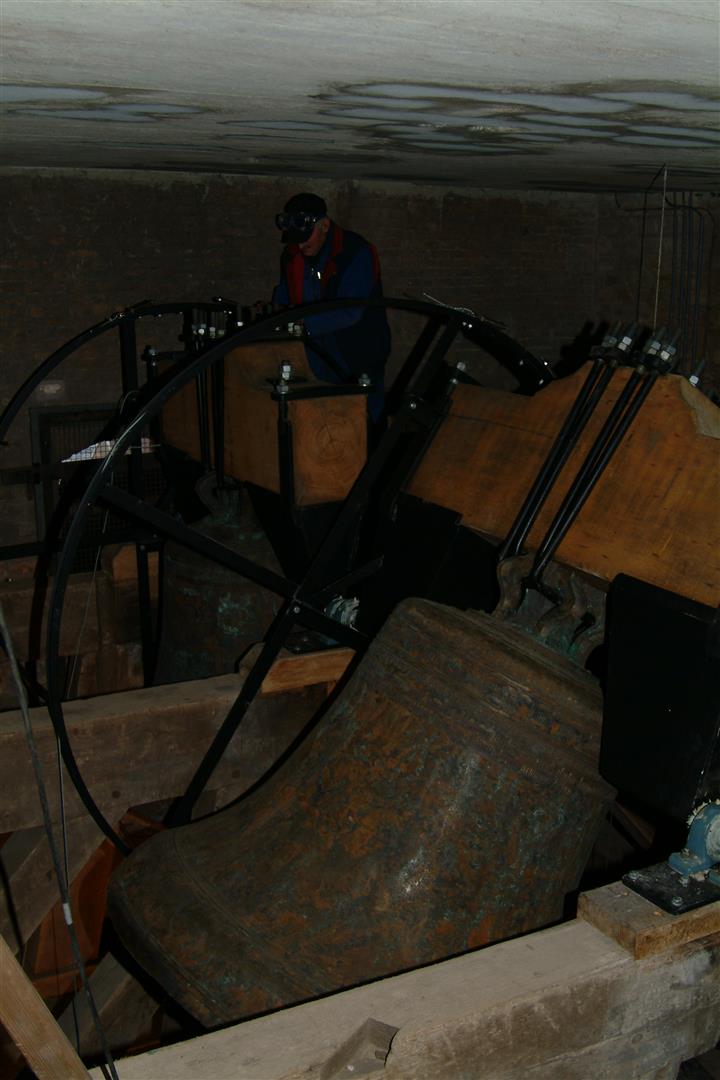 Franeker-luiden-van-de-HansFalck-klok-Large