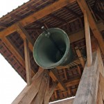 Haulerwijk-klokkenstoel-vliegende-klepel-Large